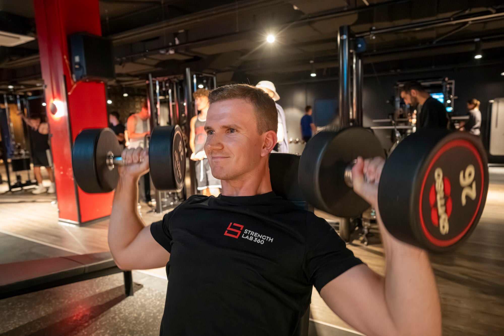 Eccentric Exercise: Benefits of Eccentric Training & How to Do It